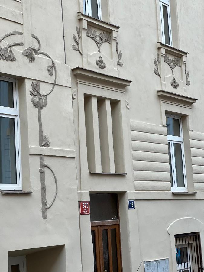 Maria Apartment Liben Прага Екстериор снимка