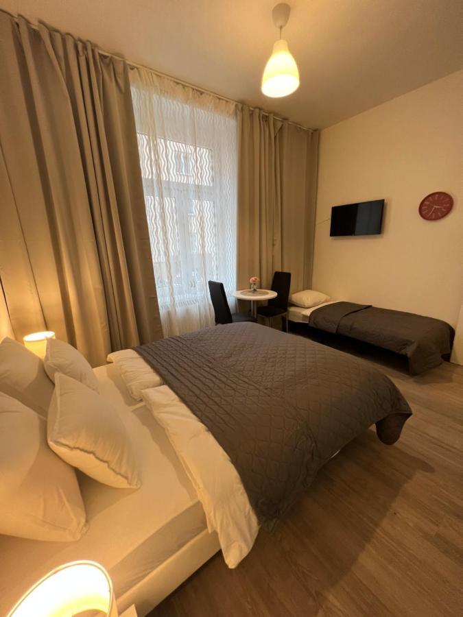 Maria Apartment Liben Прага Екстериор снимка